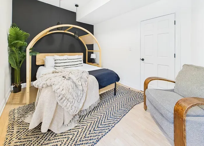 Apartment Spacious 4br With Outdoor Oasis *